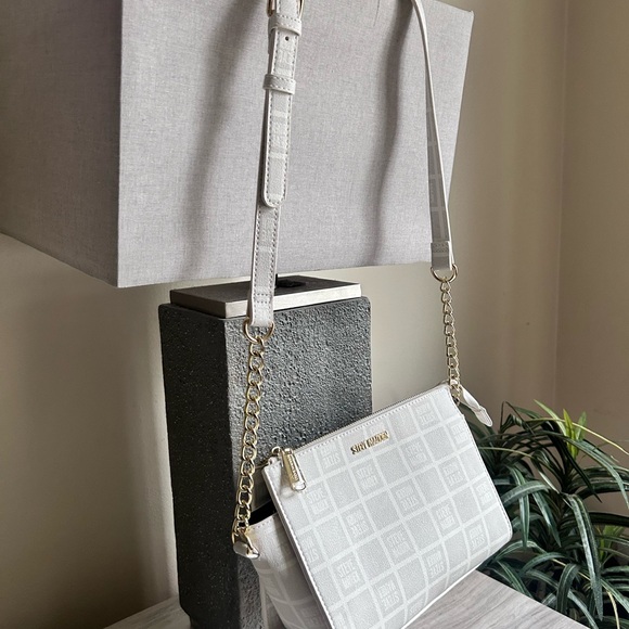 Steve Madden Crossbody Purse - Picture 4 of 4